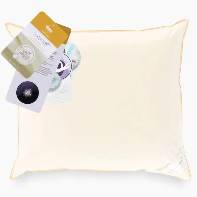  Kolekcja BASIC+ to kolekcja wypełniona puchem gęsim 70% o podwyższonej jakości. Wyroby zostały pokryte miękkim inletem bawełnianym o gramaturze 130 g/m2. 