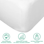 Białe flanelowe prześcieradło z gumką 90x200 cm, wykonane z 100% bawełny o gramaturze 160 g/m², ukazane z boku, leżące, z widocznymi krawędziami i teksturą materiału. Nieprzezroczyste, gładkie. Na tle białym, z czytelnymi informacjami o jakości.