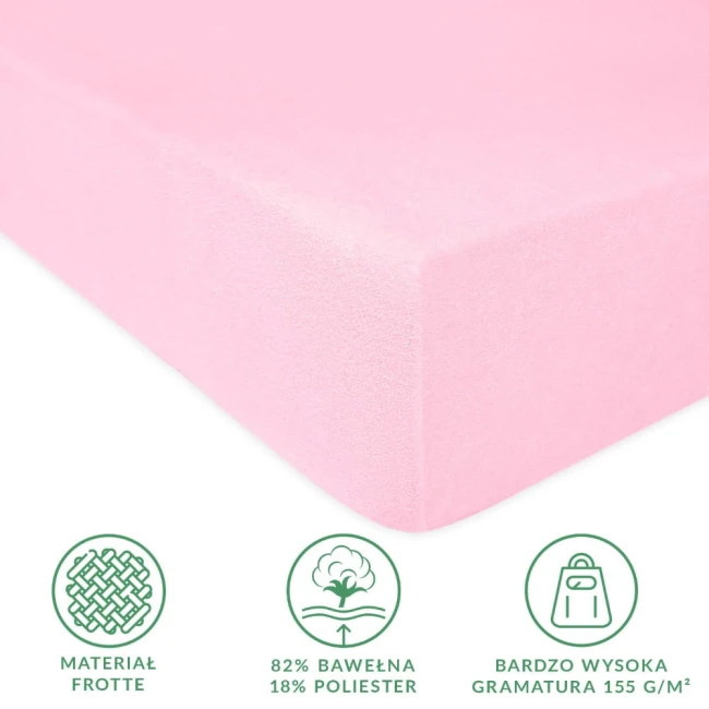 Prześcieradło frotte z gumką 120x200 w kolorze jasnym różu, wykonane z materiału o składzie 82% bawełna i 18% poliester. Produkt leży na białym tle, pokazując jego gładką, teksturowaną powierzchnię oraz mocną gumkę.