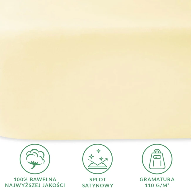 Prześcieradło satynowe bez gumki o rozmiarze 200x220 cm w kolorze kremowym. Materiał 100% bawełna, gładka i lśniąca faktura. Ułożone na płasko, pokazujące jego pełną powierzchnię bez dodatkowych dekoracji.