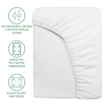 Prześcieradło frotte z gumką 180x200 w kolorze białym. Produkt leżący, z wyraźnym widokiem na mocną, elastyczną gumkę oraz fakturę materiału. Na tle białym, widoczne napisy informacyjne o cechach produktu.