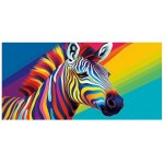 Ręcznik plażowy 100x180 cm w kolorze z zebry z szybkoschnącej mikrofibry, rozłożony na jasnym tle. Wzór w intensywnych kolorach, dobrze widocznych na tle różnorodnych odcieni niebieskiego i żółtego.