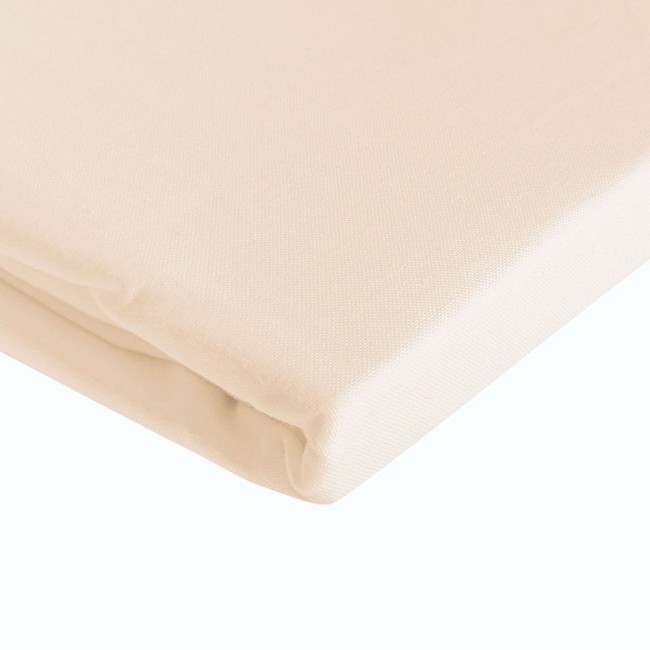 Prześcieradło bawełniane bez gumki w odcieniu jasno beżowym, o wymiarach 160x200 cm i dodatkowych 5 cm po bokach. Produkt leży na jednolitym tle, ukazując gładką, teksturowaną powierzchnię materiału.