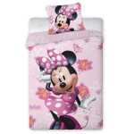 Pościel bawełniana dla dzieci 140x200 z wizerunkiem Myszki Minnie na różowym tle, z kwiatowymi wzorami. Zestaw składa się z poszwy na kołdrę i poduszki, prezentujących postać Myszki w różowej sukience z białymi kropkami.