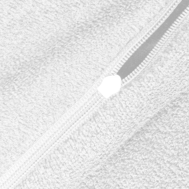 Biała poszewka frotte 40x80 z zamkiem błyskawicznym, wykonana z miękkiego materiału o teksturowanej powierzchni. Ujęcie w zbliżeniu na zamek oraz fakturę tkaniny.