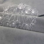 Pościel bawełniana 160x200 Dandelion szara w białe i czarne dmuchawce, Cottonlove