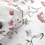 Pościel bawełniana 180x200 Soft Meadow biała w kolorowe wiosenne kwiaty, Cottonlove
