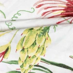 Poszewka dekoracyjna bawełniana 40x40 Sunny Bloom biała w kolorowe letnie kwiaty, Cottonlove