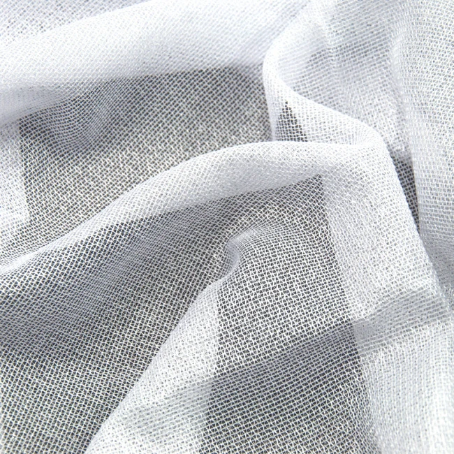  Biała, gładka firana, model siatka, z obciążnikiem, wysokość 320 cm 